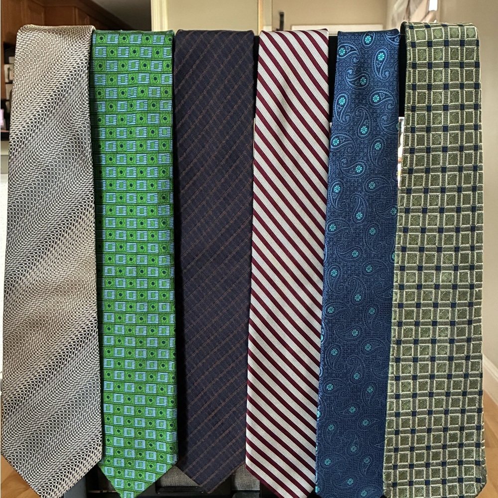 Lot of 6 Designer ties - Gray, Green, Navy, Red, Blue Hickey Freeman, Brooks Bro